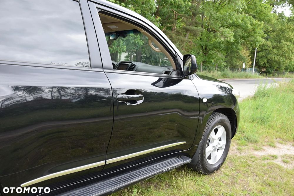 Toyota Land Cruiser LC 4.5 D-4D Sol - 34