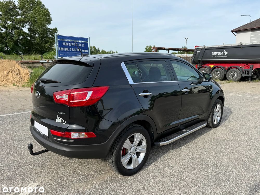 Kia Sportage 2.0 CRDI AWD Dream-Team Edition - 8