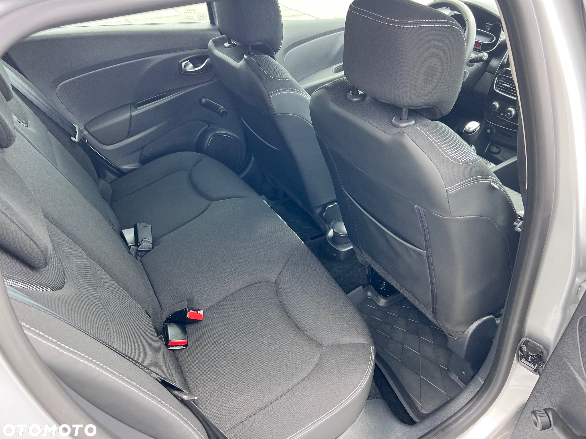 Renault Clio Grandtour Energy TCe 90 Business - 22
