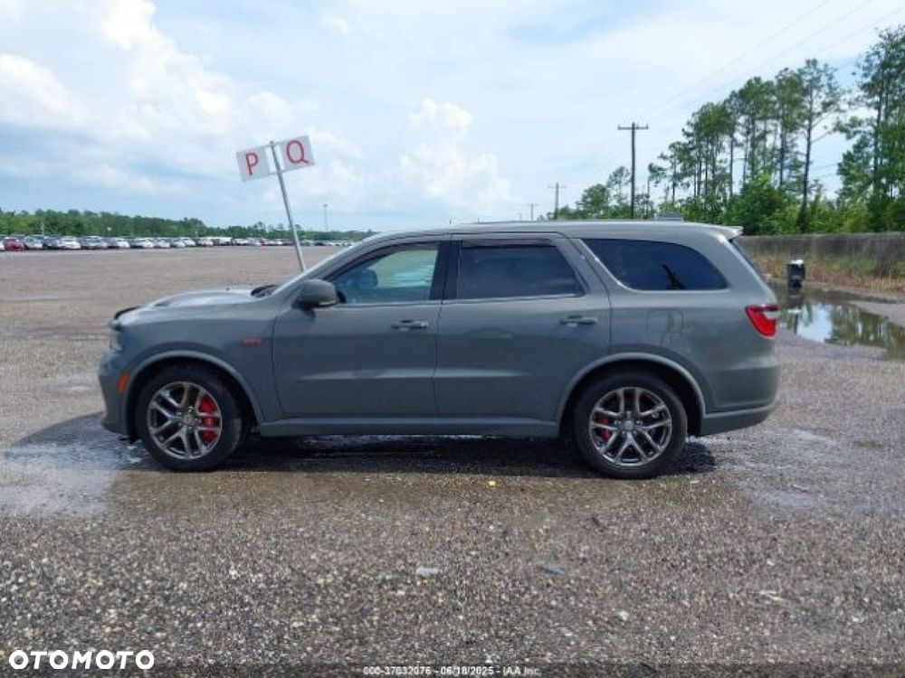 Dodge Durango - 8