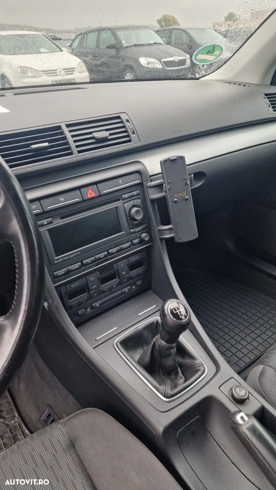 Audi A4 2.0 TDI Avant - 6