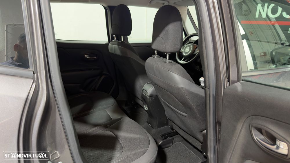 Jeep Renegade 1.0 T-GDI Limited - 17