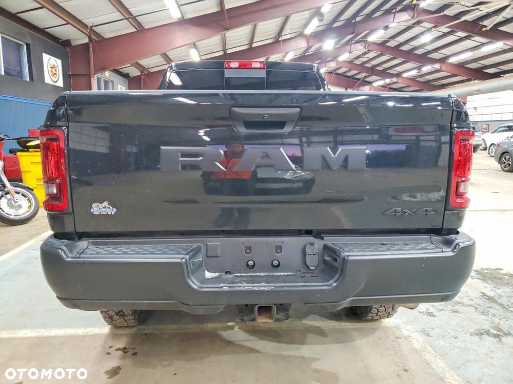 RAM 2500 - 6