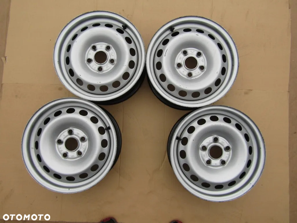 4x Felgi 15 VW Golf V VI Caddy Jetta Touran Skoda Octavia II Seat Leon II - 9