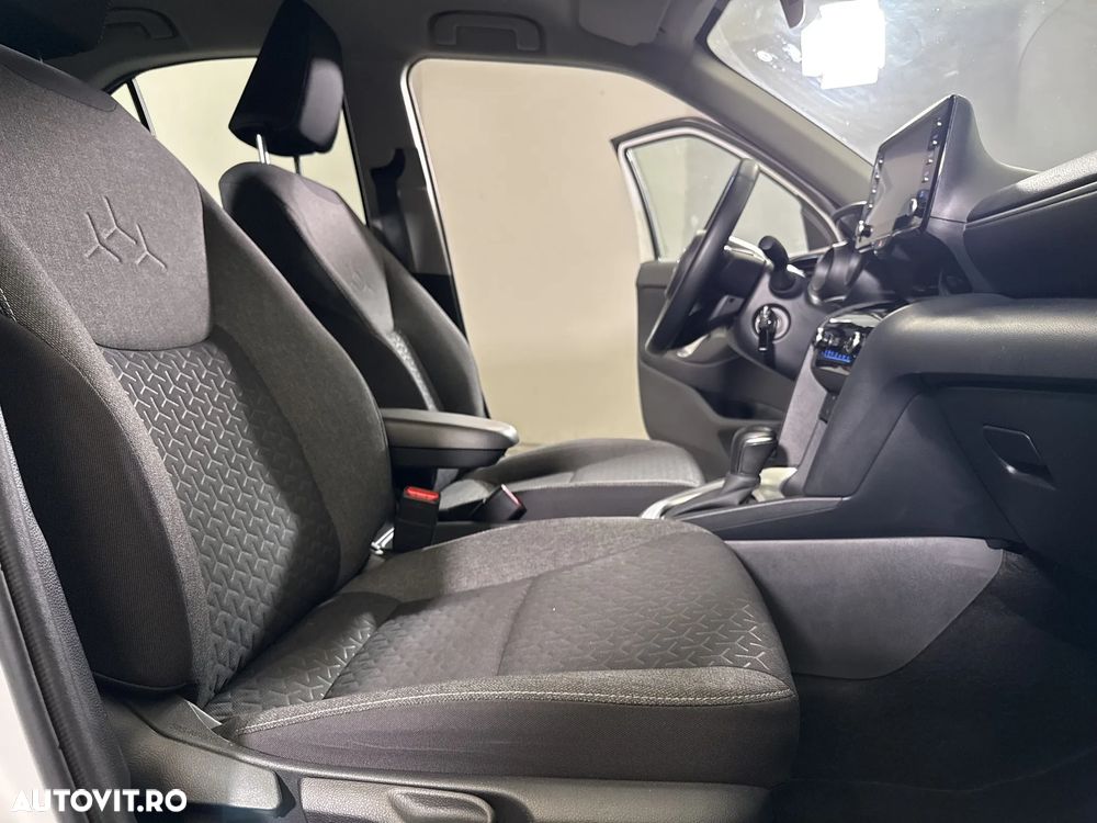Toyota Yaris Cross - 12