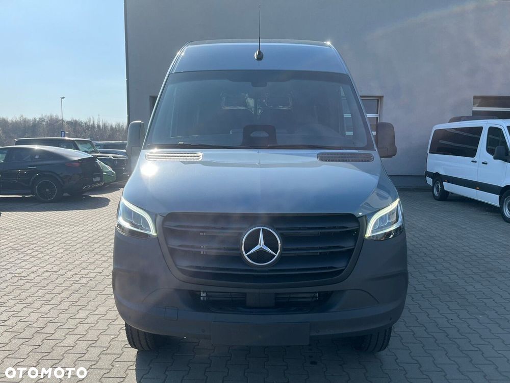 Mercedes-Benz Sprinter 319 CDI - 2