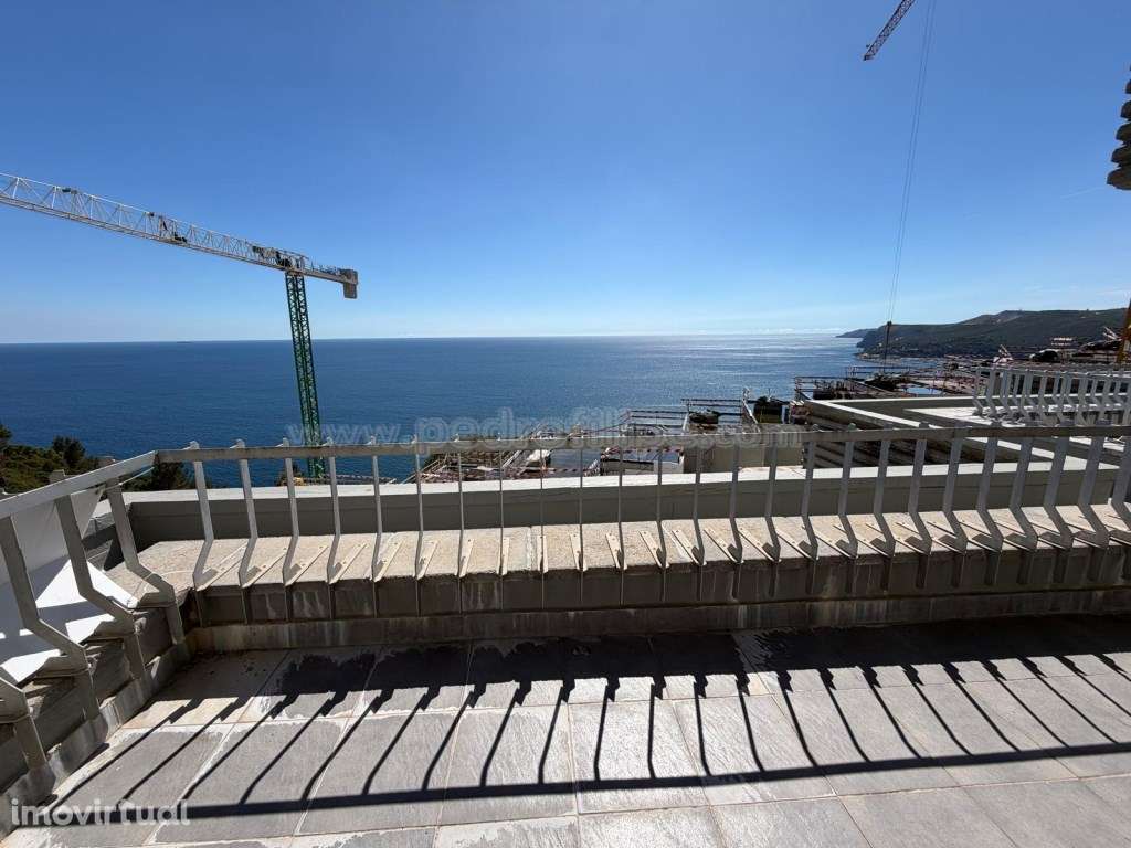 Espaçoso T1 + 1 com vista mar - Grande imagem: 2/12