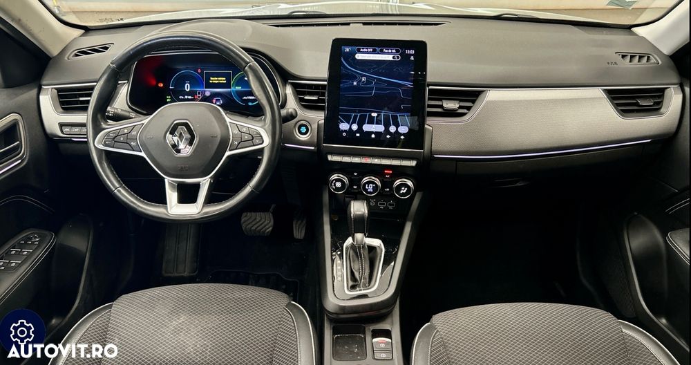 Renault Arkana E-TECH 145 Techno - 10