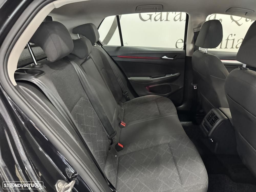 VW Golf 1.0 TSI Life - 38