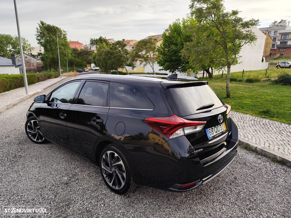 Toyota Auris Touring Sports 1.4 D-4D Comfort+Pack Sport - 3