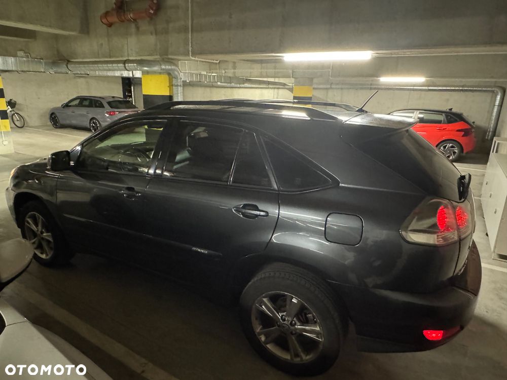 Lexus RX - 4