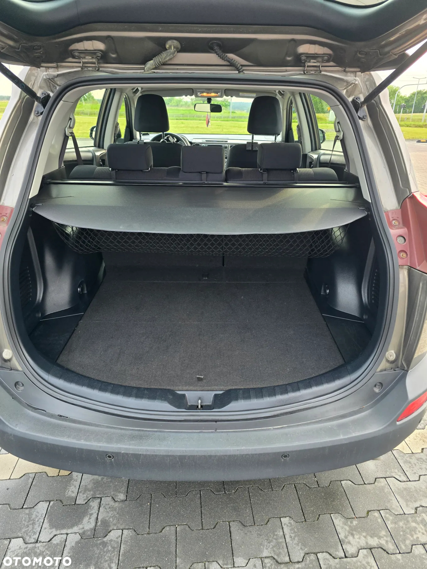 Toyota RAV4 2.0 D-4D Active - 12