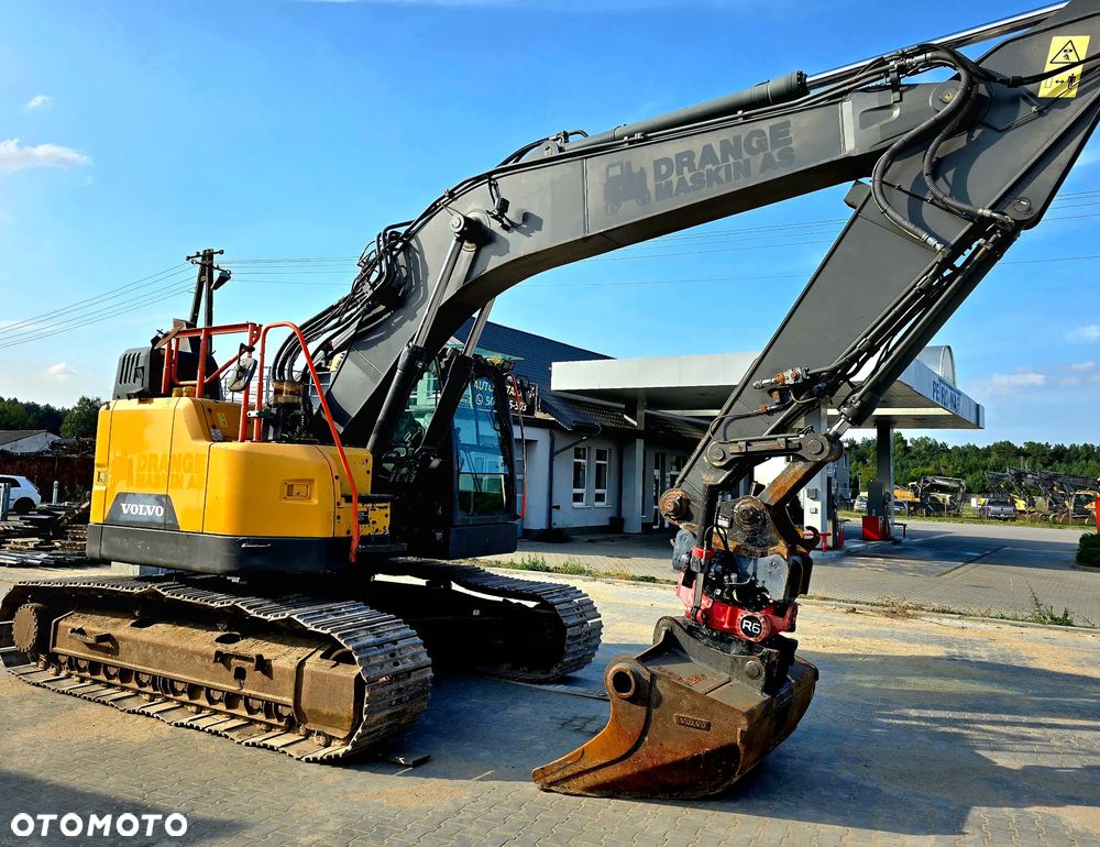Volvo ECR235EL - 6