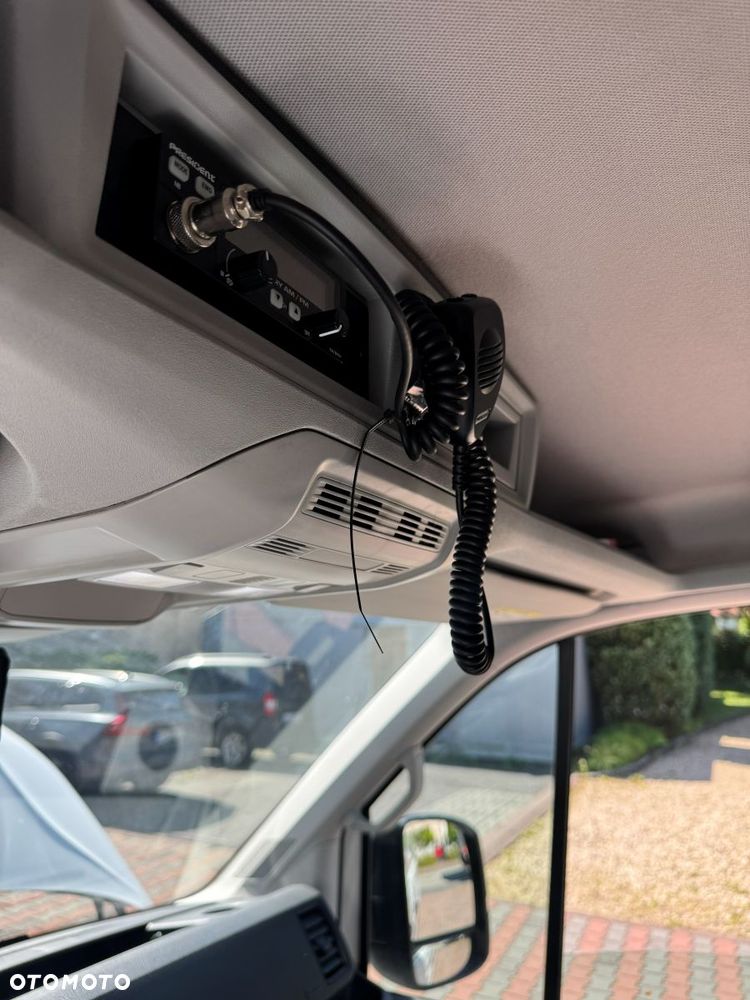 Volkswagen CRAFTER - 23