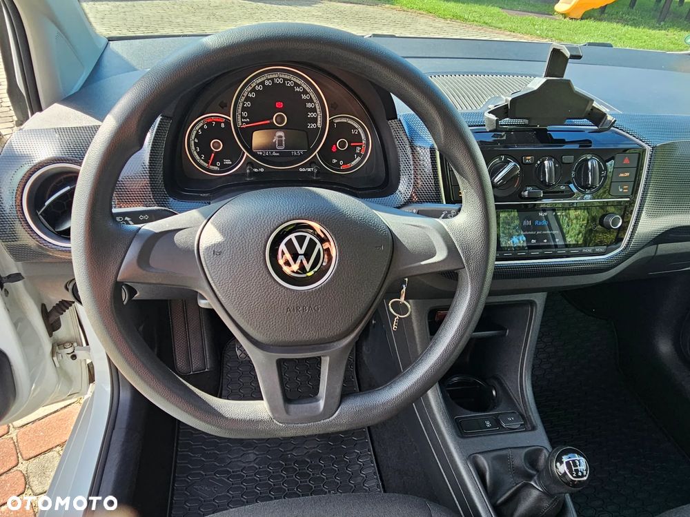 Volkswagen up! eco - 17
