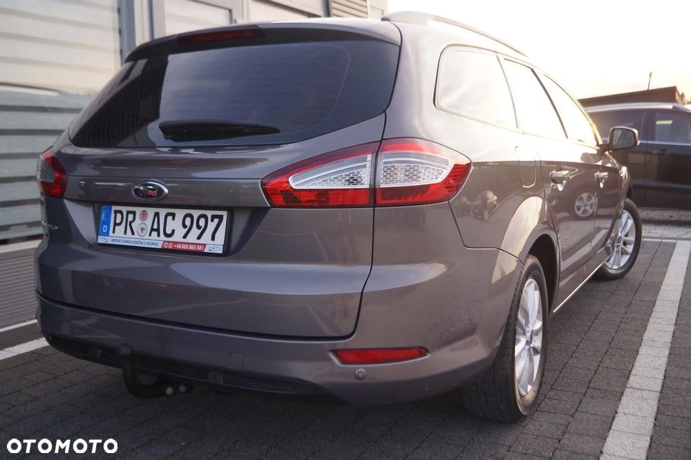 Ford Mondeo 1.6 TDCi Champions Edition - 10