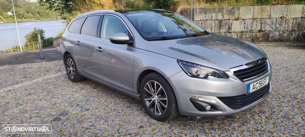 Peugeot 308 1.6 e-HDi Allure - 1
