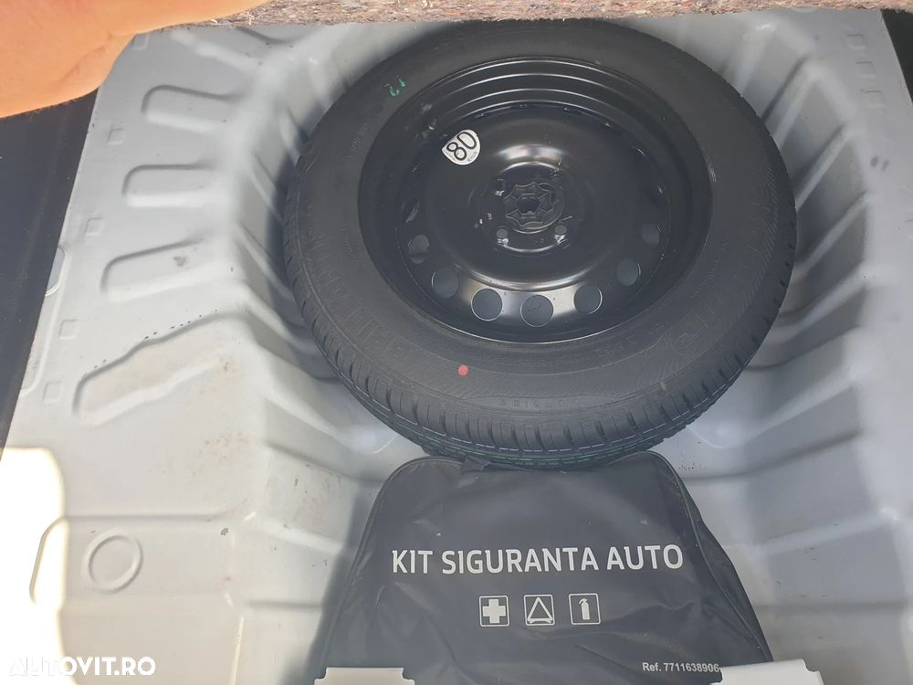 Dacia Logan TCe 90 MT6 Prestige - 11