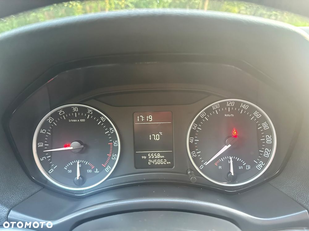 Skoda Octavia 2.0 TDI Family Plus - 23