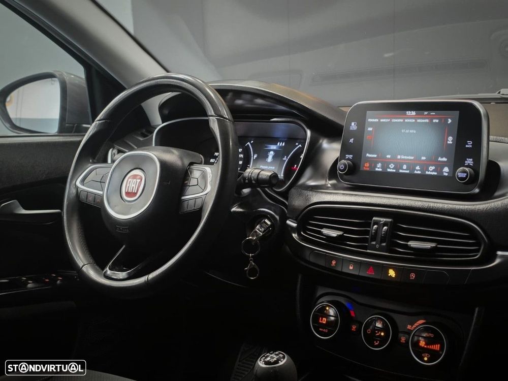 Fiat Tipo Station Wagon 1.3 M-Jet Lounge - 11