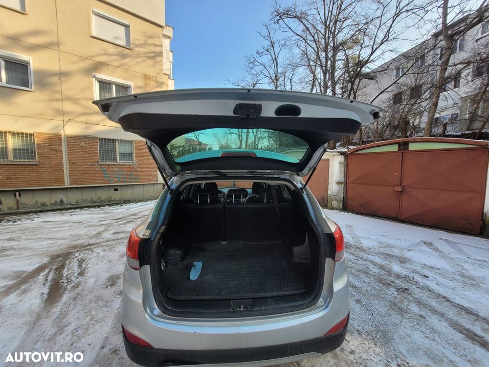 Hyundai ix35 2.0 CRDI High 4WD GLS Aut. Premium+ - 4