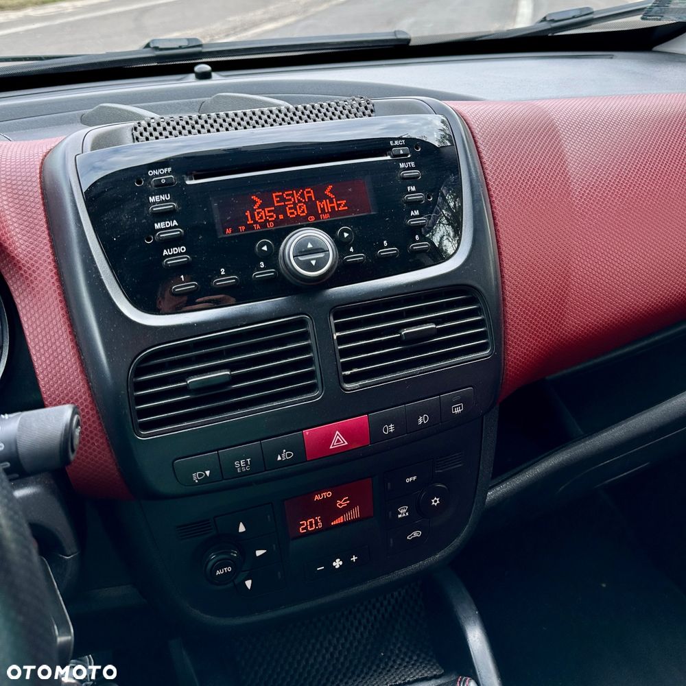 Fiat Doblo - 17