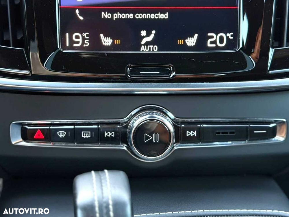 Volvo S90 - 24