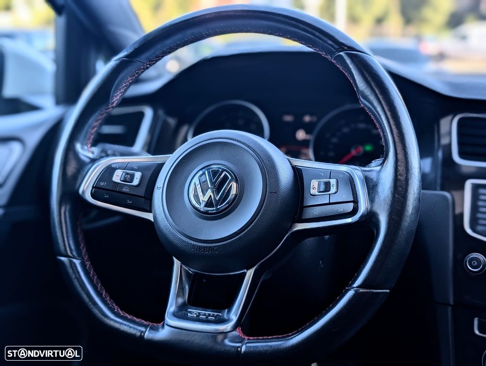 VW Golf 2.0 TSi GTi DSG Performance - 10