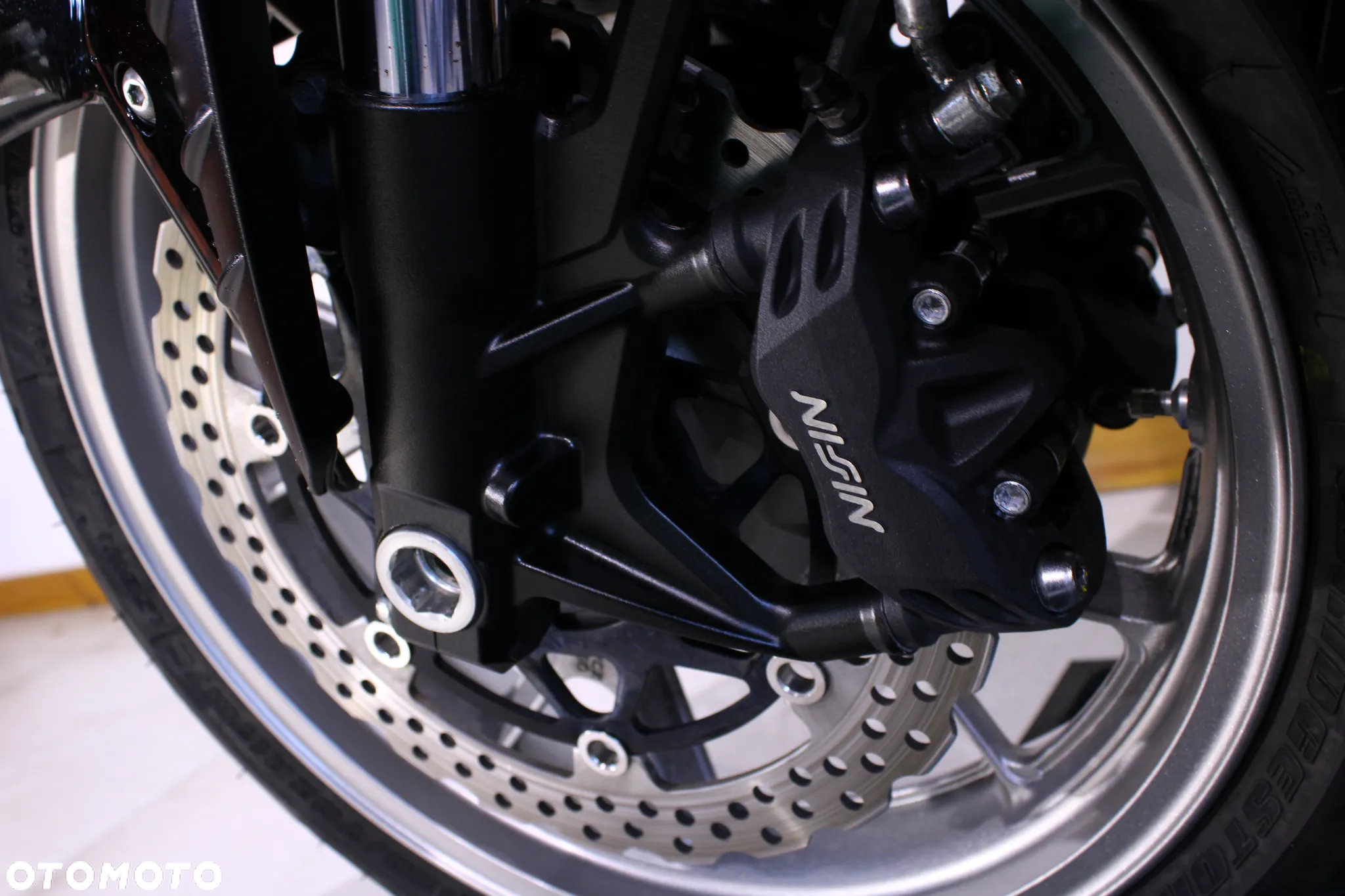 Kawasaki GTR - 25