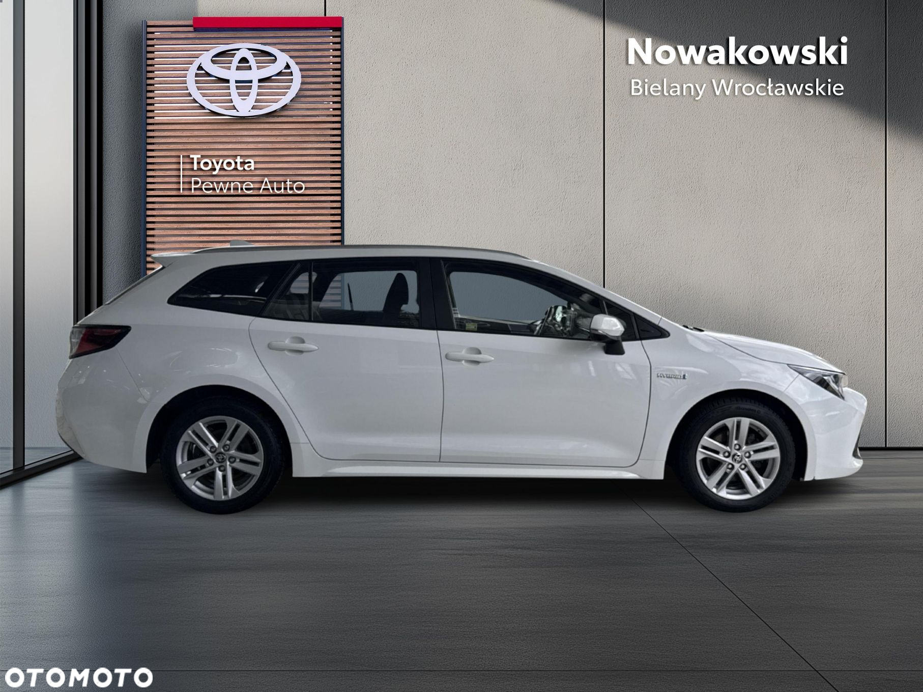 Toyota Corolla 1.8 Hybrid Comfort - 6