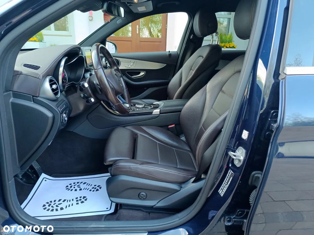 Mercedes-Benz GLC 350 e 4Matic 7G-TRONIC - 26