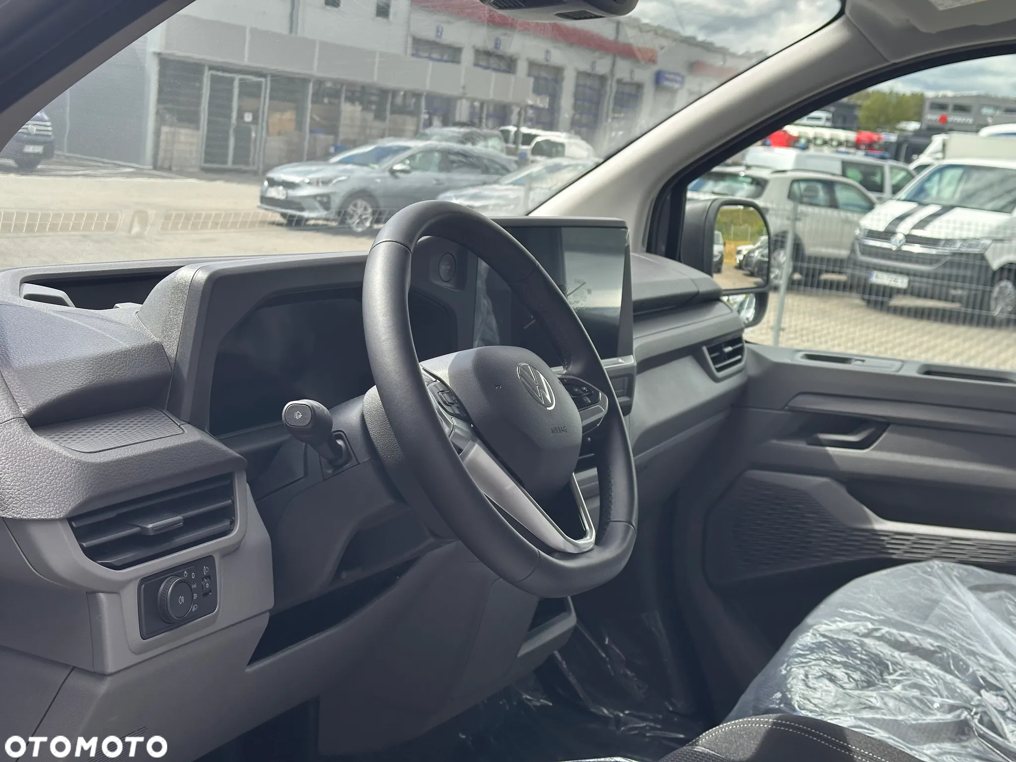Volkswagen Transporter T7 - 13