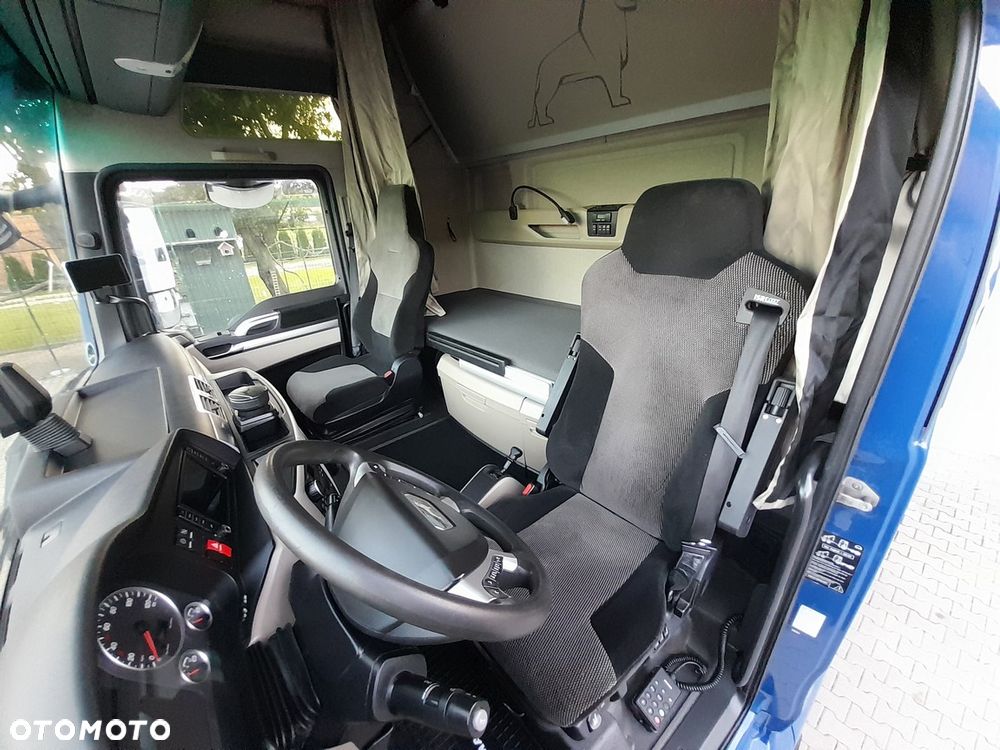 MAN TGX 18.470 EURO 6D RETARDER KLIMATYZACJA POSTOJOWA NAVI - 35