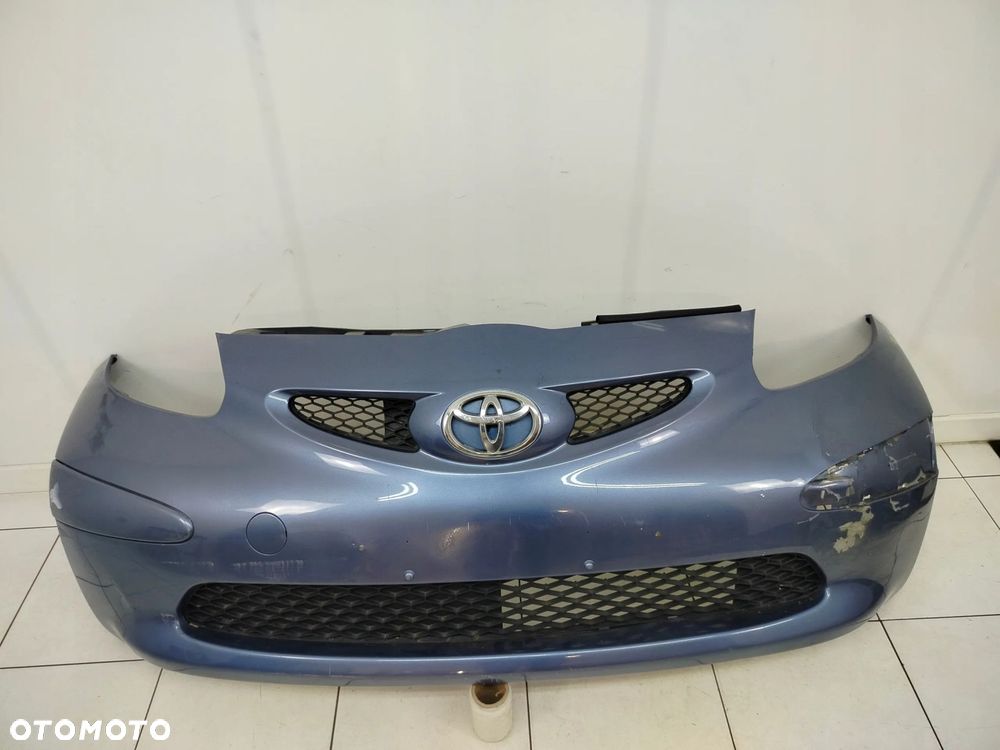 TOYOTA AYGO I 05R- ZDERZAK PRZÓD PRZEDNI 8R3 - 1