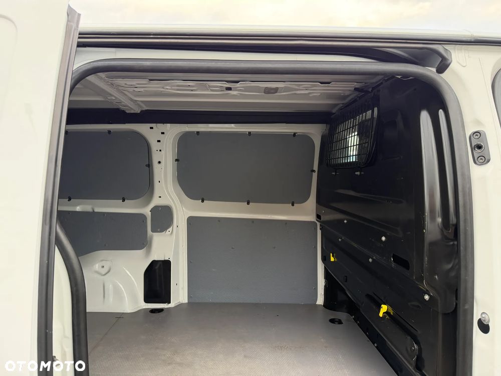 Toyota Proace 2,0 L3H1 - 14