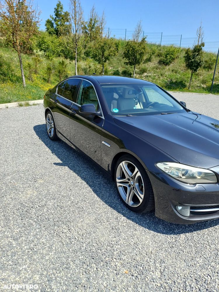 BMW Seria 5 525d Aut. - 3