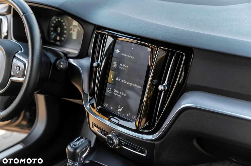 Volvo V60 D3 Geartronic Momentum - 26