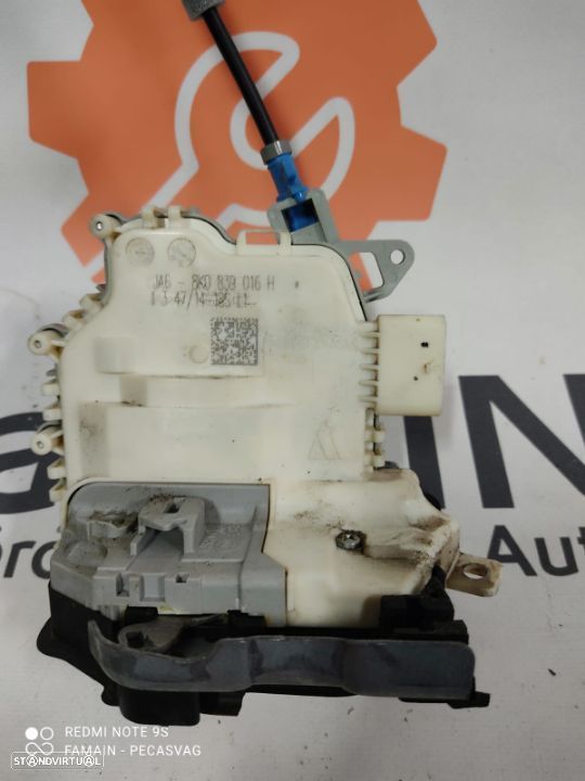 FICHEIRA TRÁS DIREITA - AUDI A4 B8 - 1