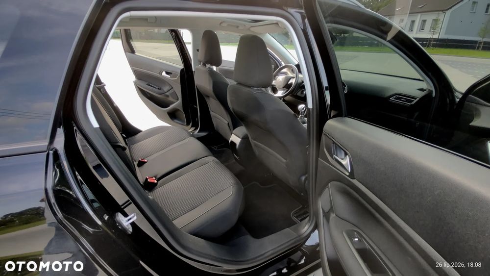 Peugeot 308 1.2 PureTech Allure S&S - 15