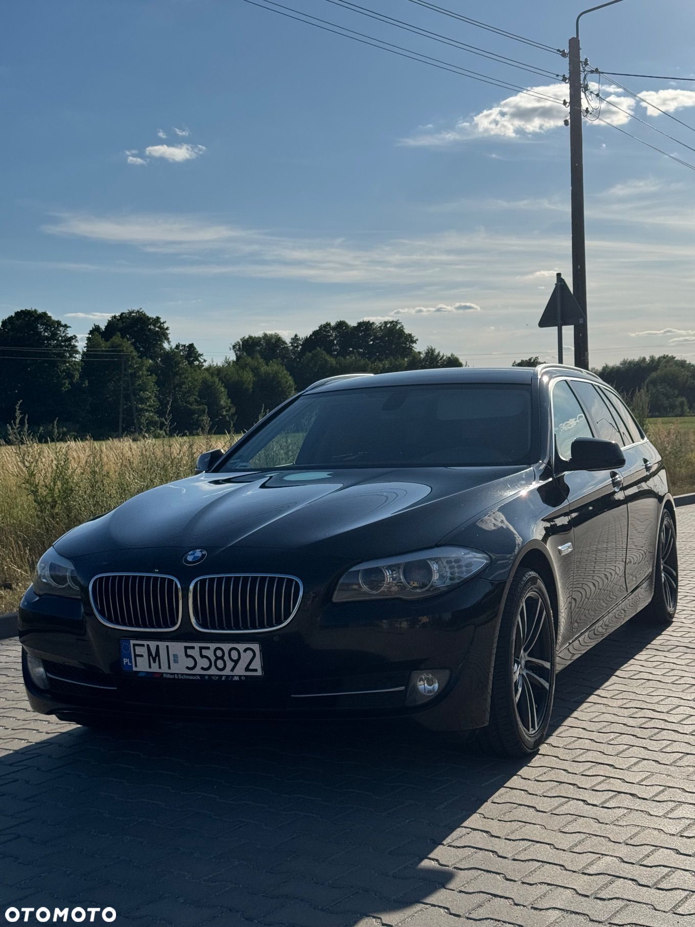 BMW Seria 5 520d Touring - 1