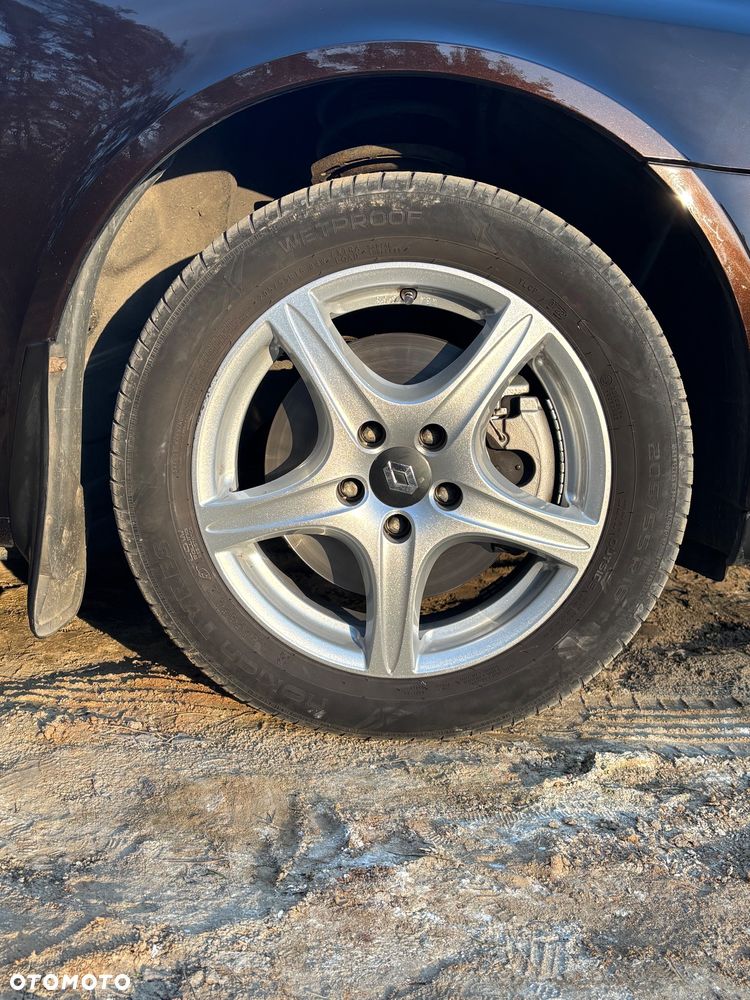 Renault Laguna 2.0 dCi FAP Initiale - 32