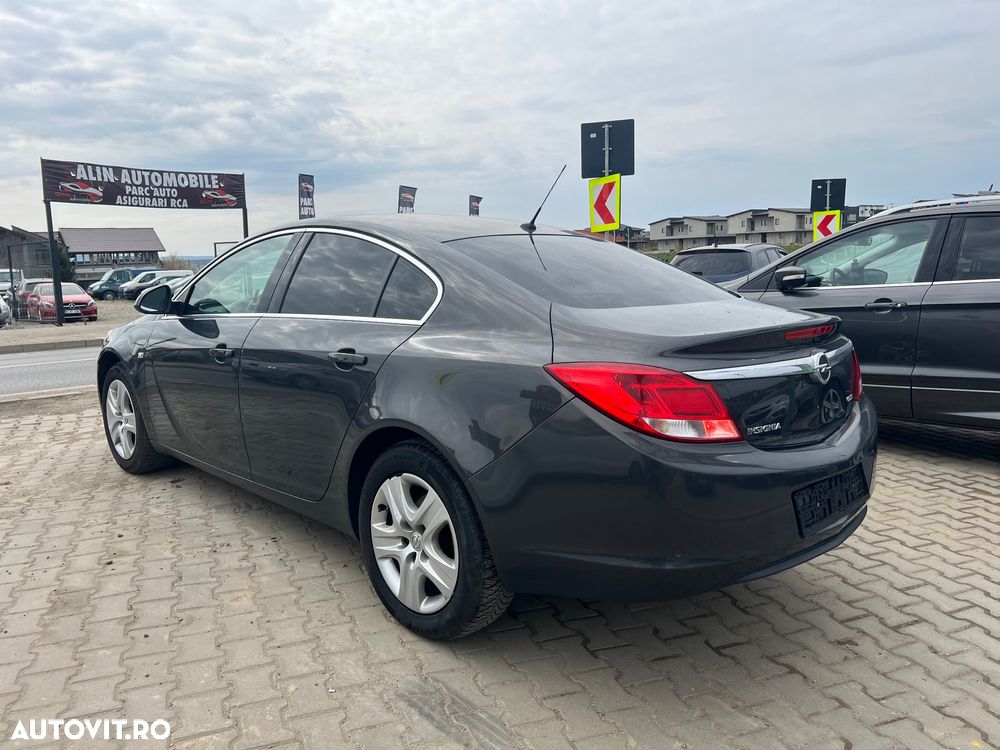 Opel Insignia 2.0 CDTi ECOTEC - 3