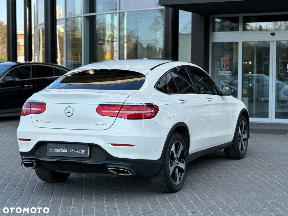 Mercedes-Benz GLC 250 4-Matic - 8