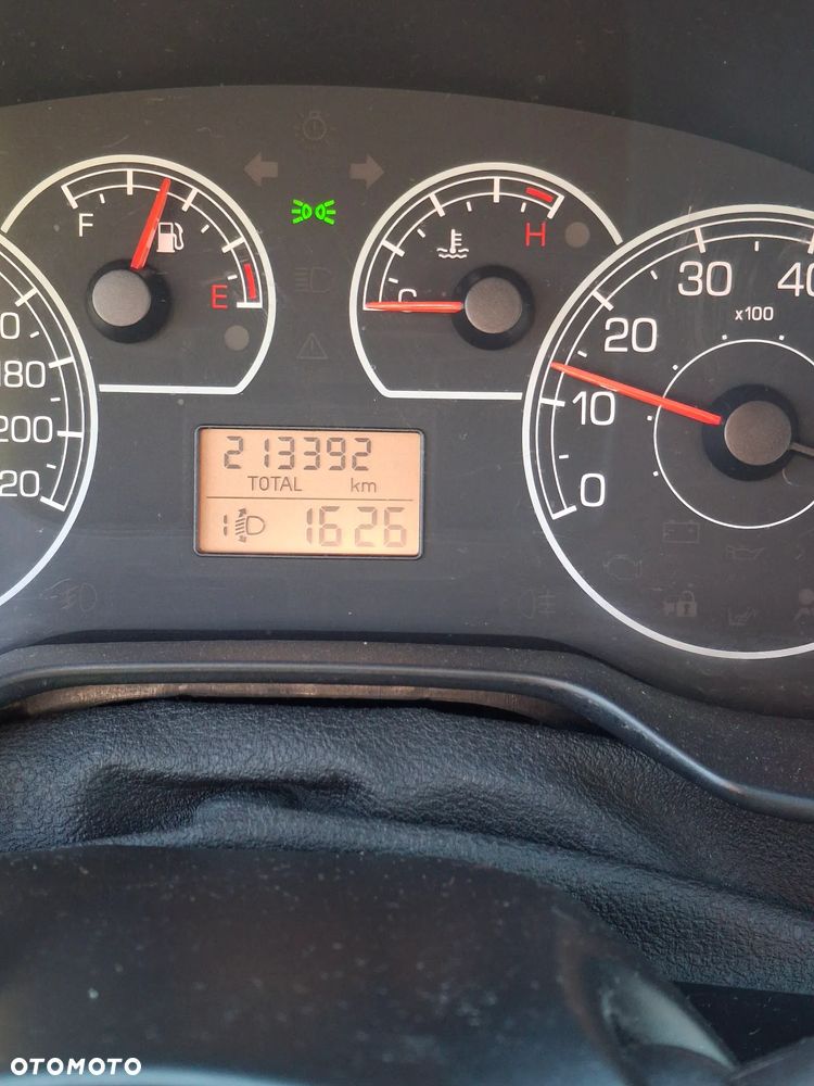 Fiat Grande Punto 1.4 8V 360 - 12