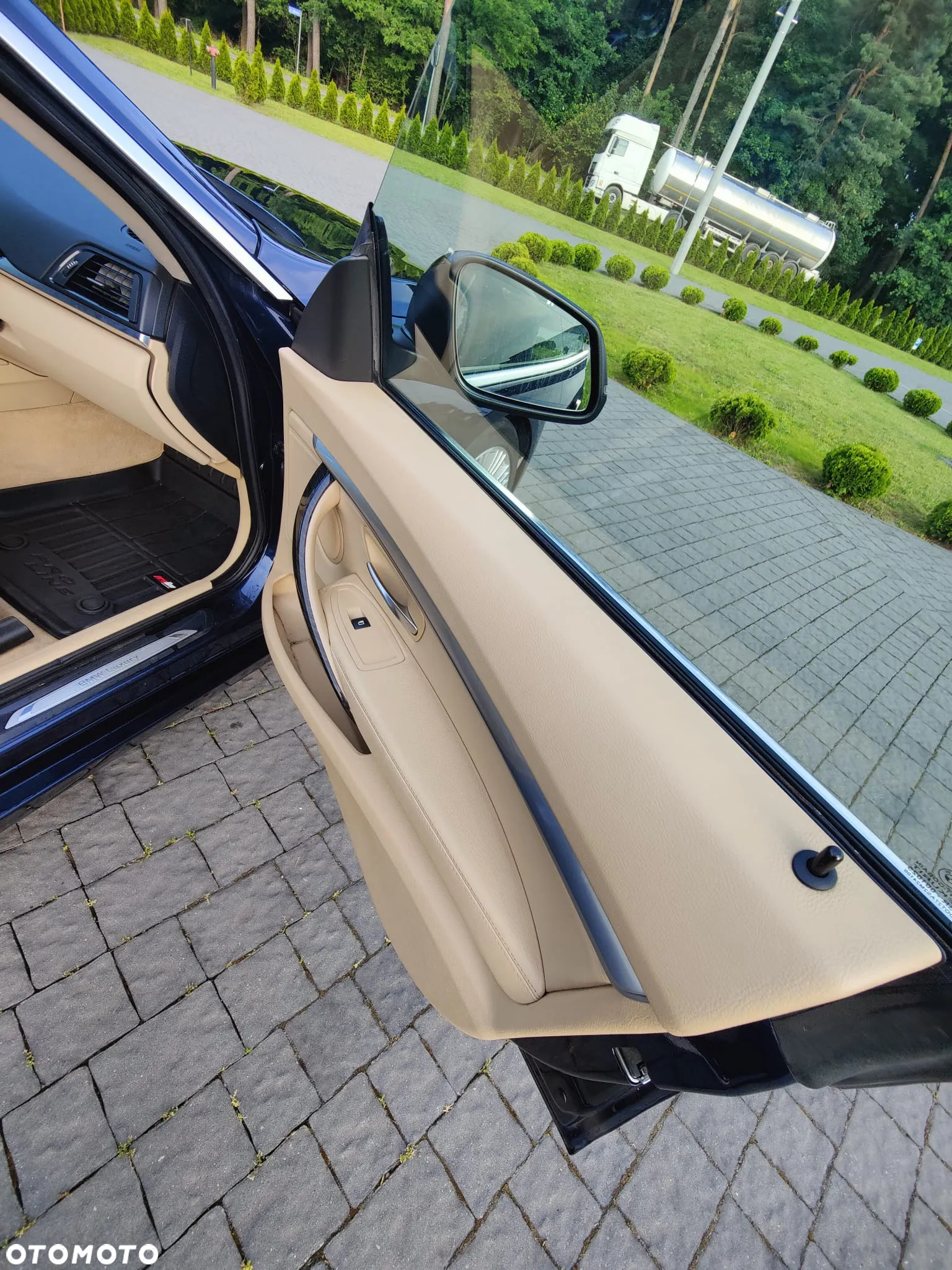 BMW 3GT 318d GT Luxury Line - 22