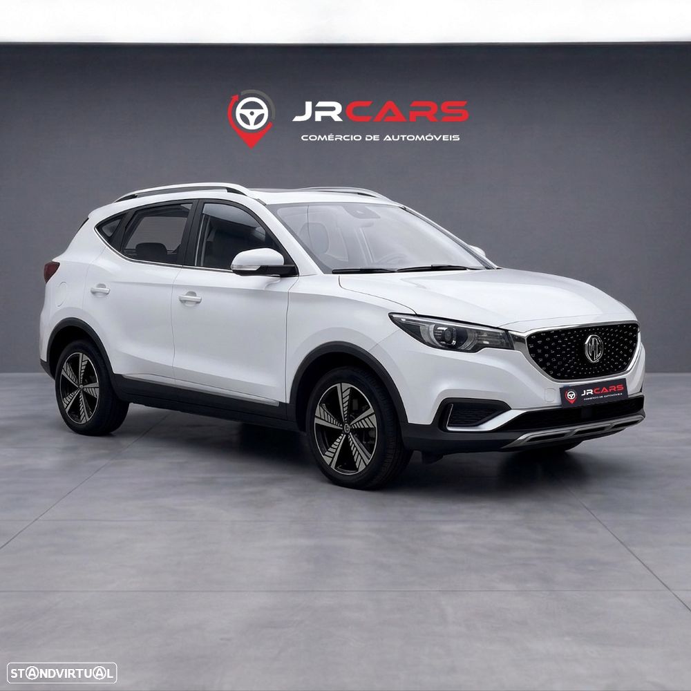 MG ZS Luxury - 2