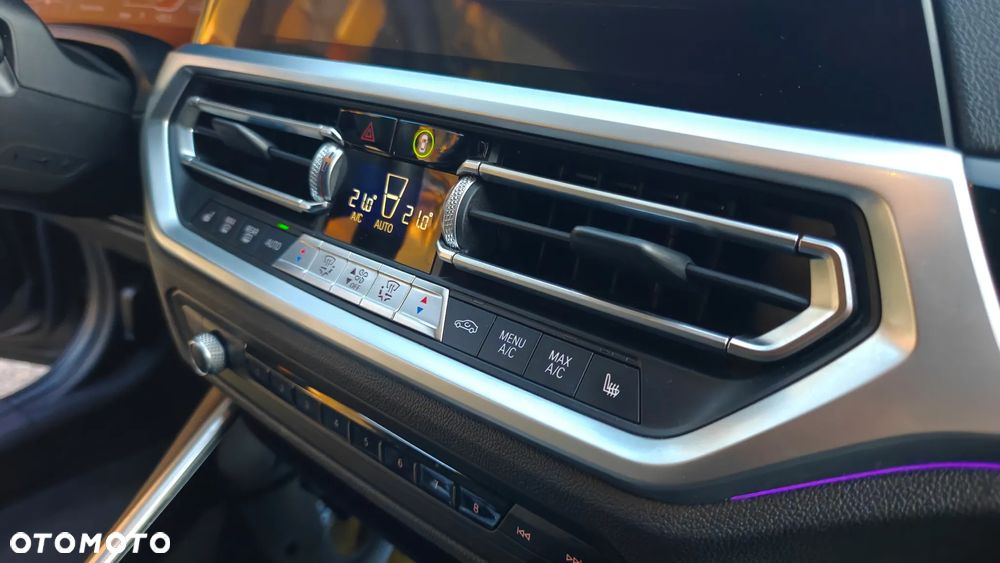 BMW Seria 3 320d Sport Line - 18