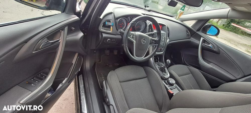 Opel Astra 2.0 CDTI ECOTEC 150 Edition - 2