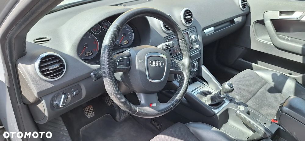 Audi A3 Sportback - 19