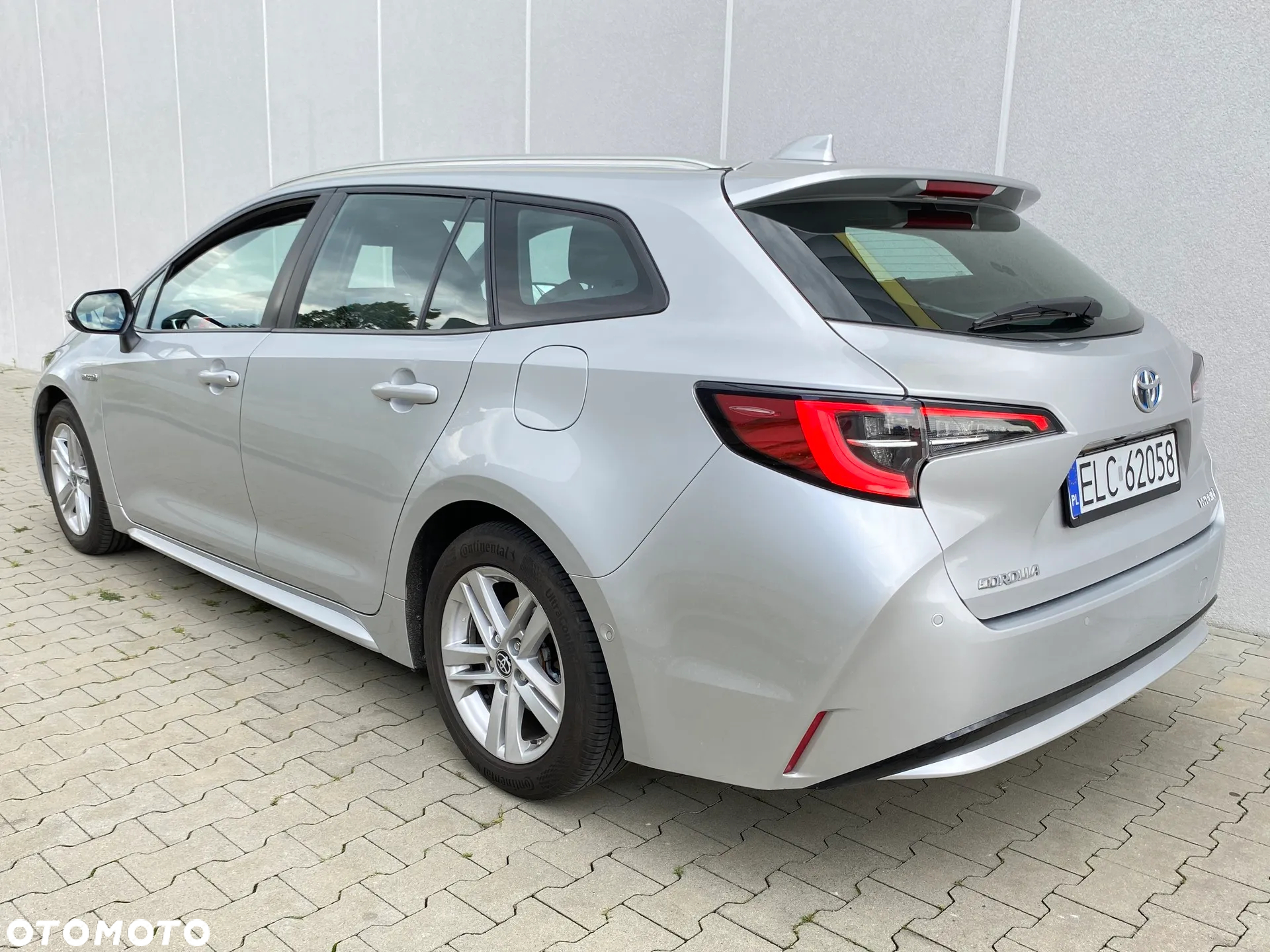 Toyota Corolla 1.8 Hybrid Comfort - 2